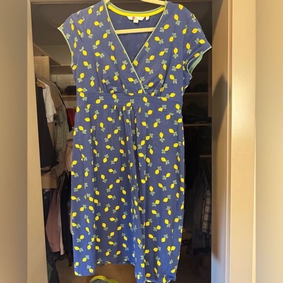 BODEN Blue and Yellow Lemon Print Dress, flattering fit - Picture 1 of 3